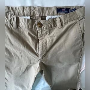 Vineyard Vines Men’s Khaki Chinos in Light Tan